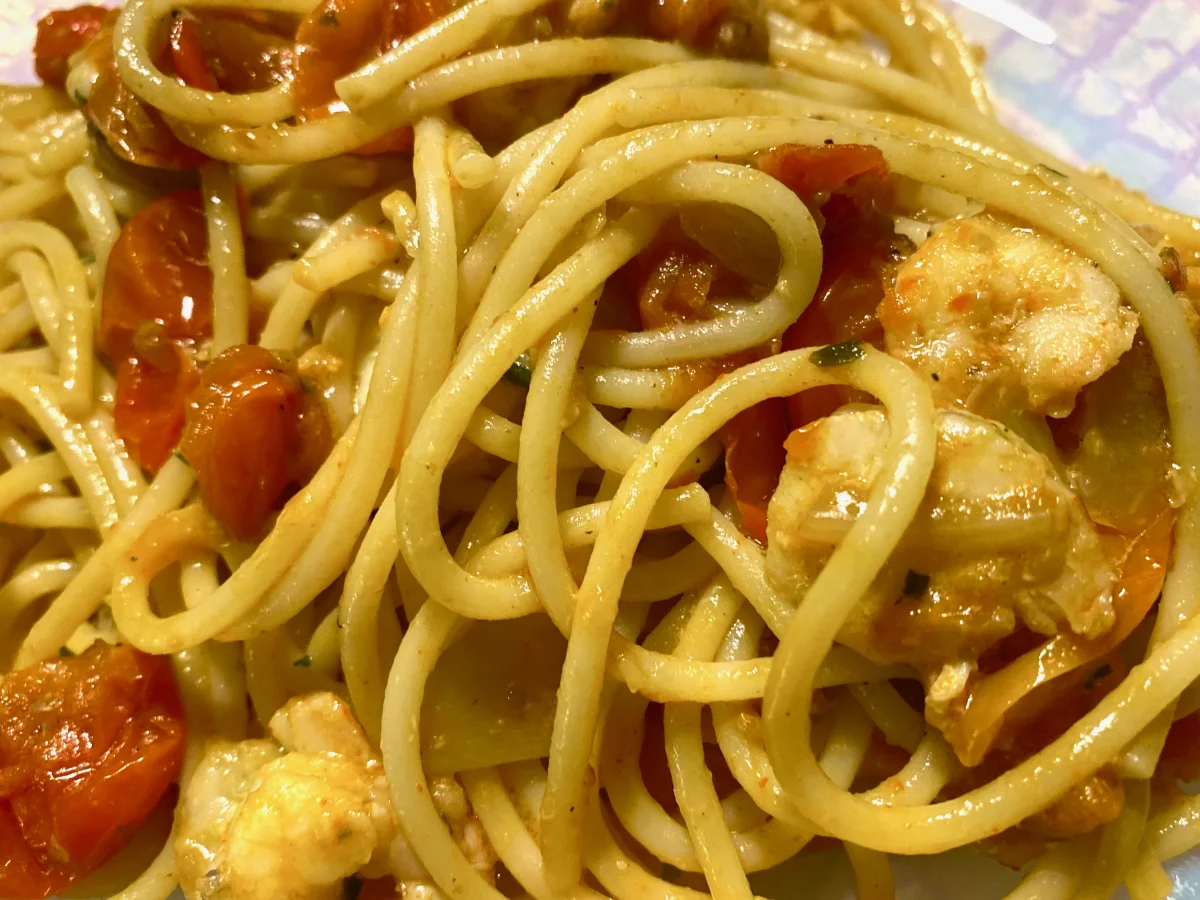 GLI SPAGHETTI CON I GAMBERI LE RICETTE AI TEMPI DEL #CORONAVIRUS