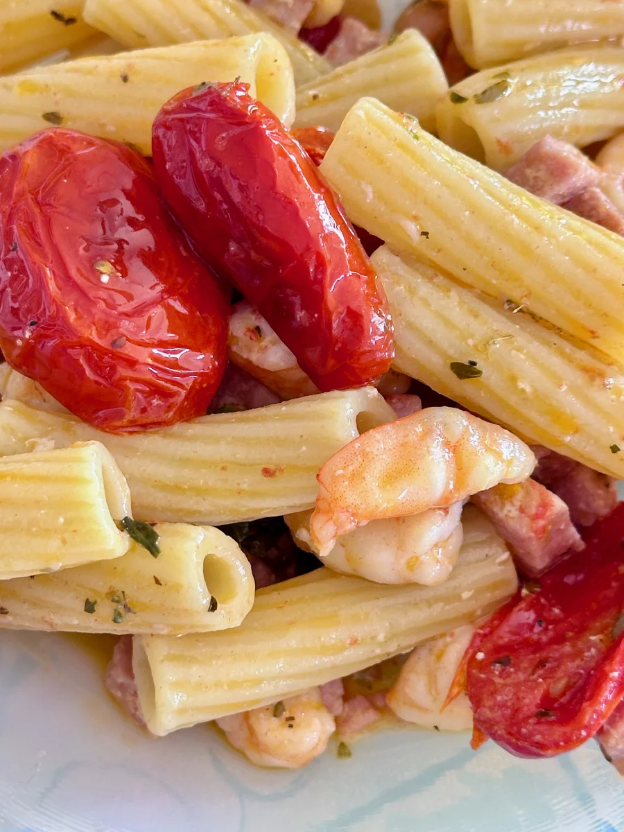 I TORTIGLIONI CON IL SUGO DI GAMBERI E TONNO – IL POMODORO CONFIT